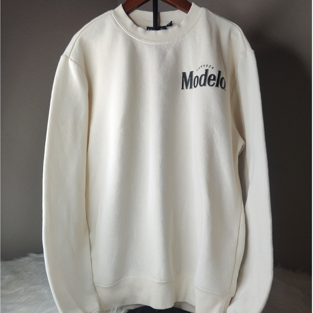 Modelo Sweatshirt Men Small Cream Espiritu Luchador Graphic Crew Neck Fleece